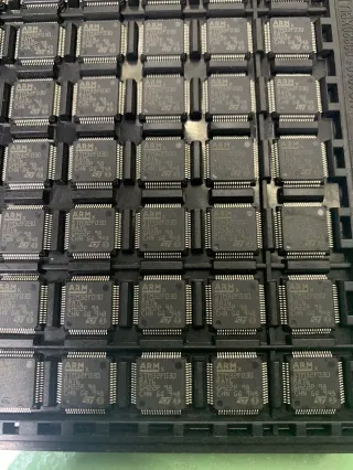 STM32F030R8T6 p1